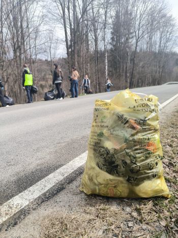 SPRZĄTAMY ŚWIAT