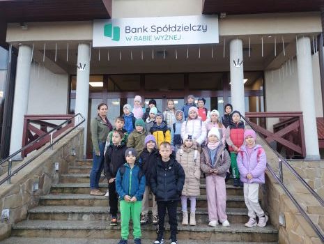 Wizyta w banku w Rabie Wyżnej