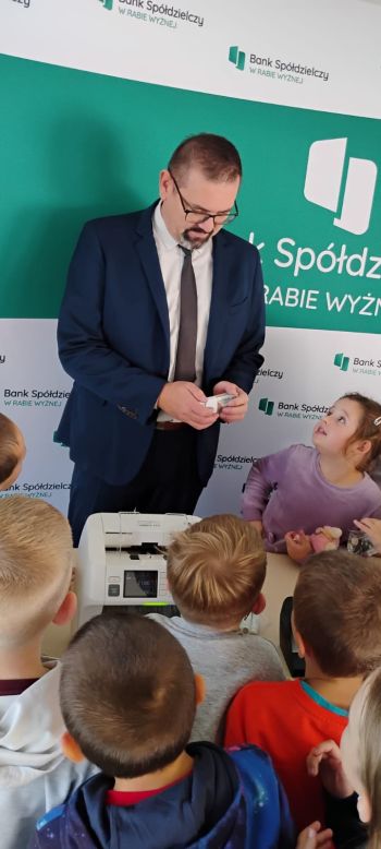 Wizyta w banku w Rabie Wyżnej