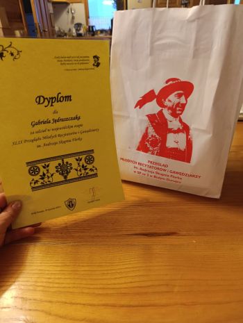 WOJEWÓDZKI PRZEGLĄD MŁODYCH RECYTATORÓW I GAWĘDZIARZY