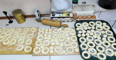 TŁUSTY CZWARTEK 2025 i AKCJA „WYŚLIJ PĄCZKA DO AFRYKI