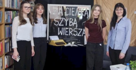 „ZA CIENKĄ SZYBĄ WIERSZA”- VIII KONKURS RECYTATORSKI