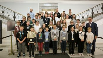 Uczniowie na wycieczce w Warszawie