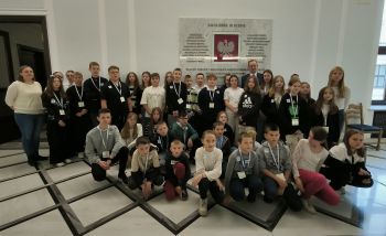Uczniowie na wycieczce w Warszawie